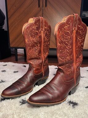 Twisted X Women's Brown Tooled Leather Western Boots size 9B